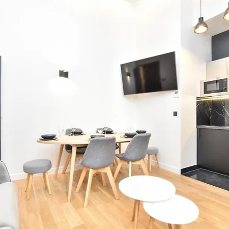 شقة Cosy - 2br-7p - Arc De Triomphe باريس